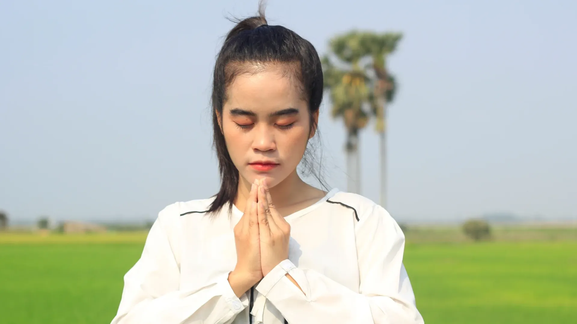 អំណោយ​ទាន​ទ្រង់​ដ៏​រក​ថ្លែង​ពុំ​បាន