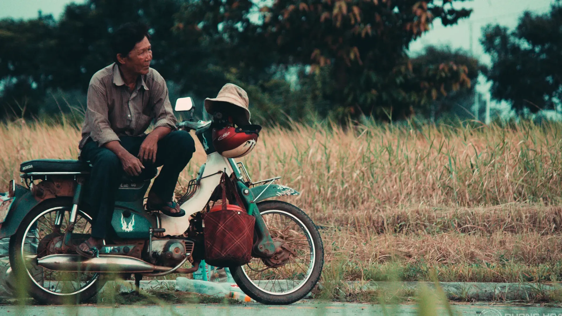 កាត់ស្រាយលក្ខណសម្បត្តិរបស់ព្រះជាម្ចាស់