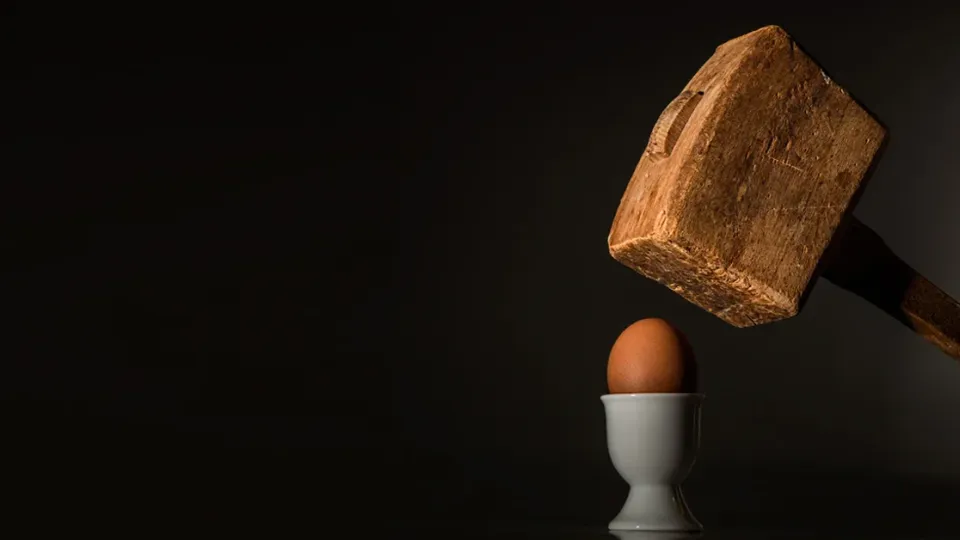 មាន​កម្លាំង